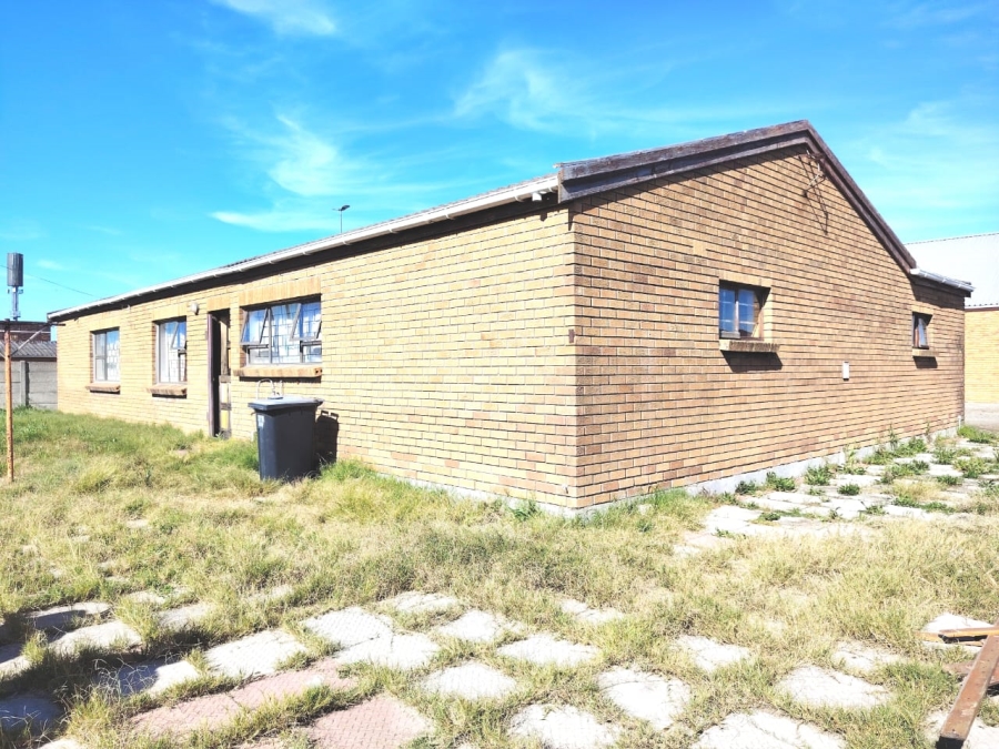 To Let 4 Bedroom Property for Rent in Ravensmead Western Cape